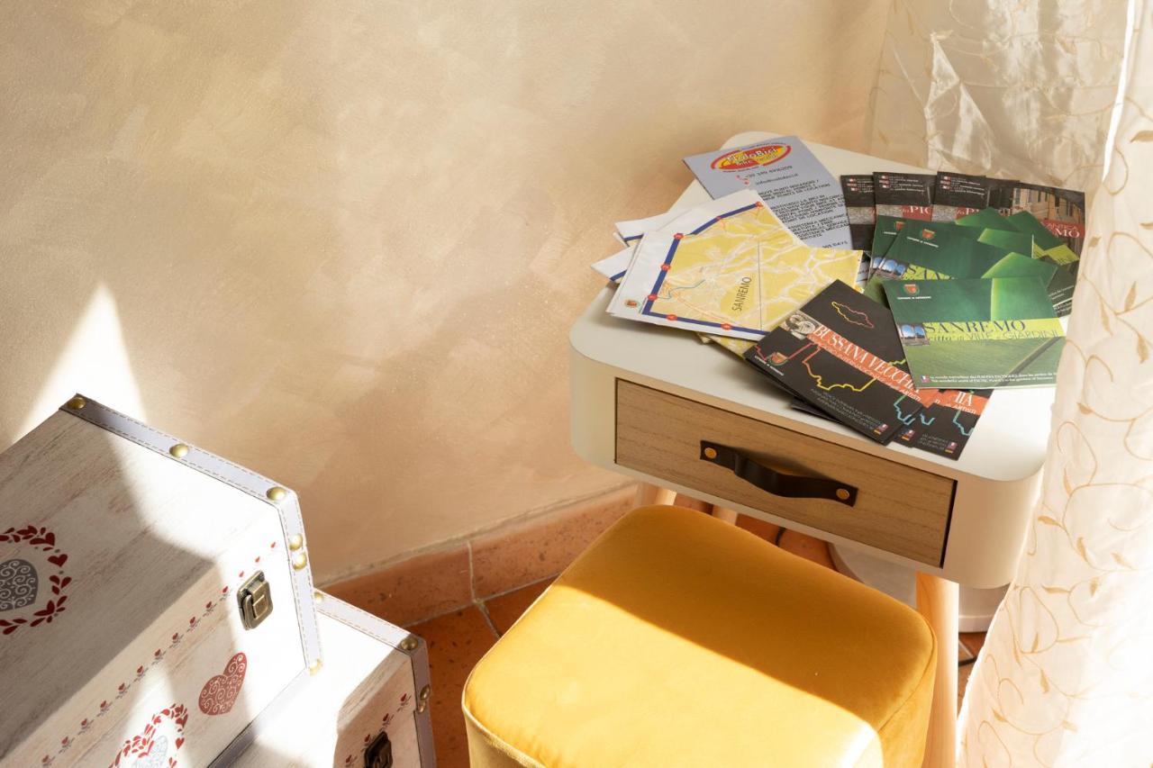 Leto'S Apartment In Sanremo - Parking & Garden Exterior photo